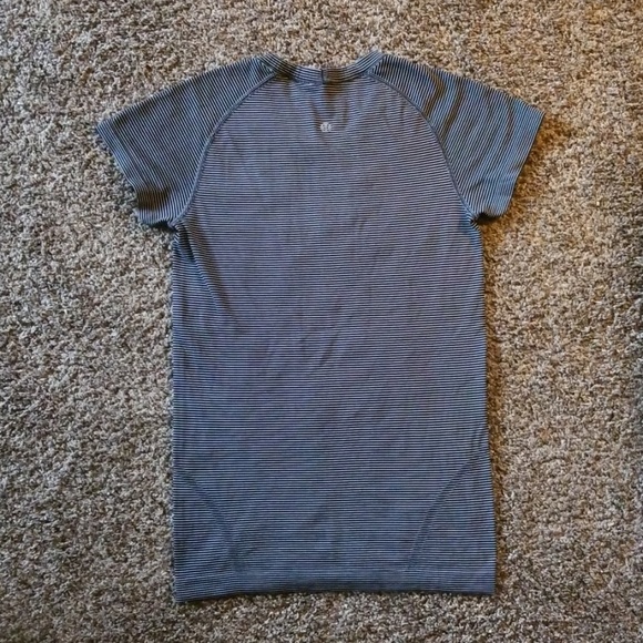 lululemon athletica Tops - 6 lululemon short sleeve